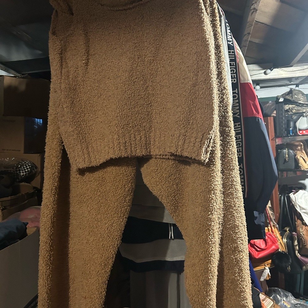 SKIMS Camel Set